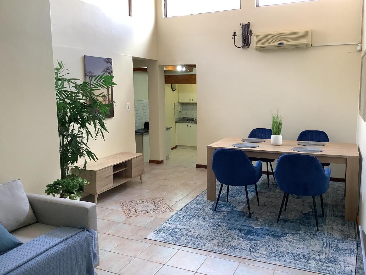 Impala Suite -Entire Unit- 2 Bedroom With 1 Ensuite Bathroom Ladysmith Zewnętrze zdjęcie