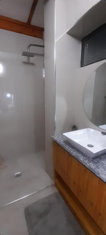 Impala Suite -Entire Unit- 2 Bedroom With 1 Ensuite Bathroom Ladysmith Zewnętrze zdjęcie